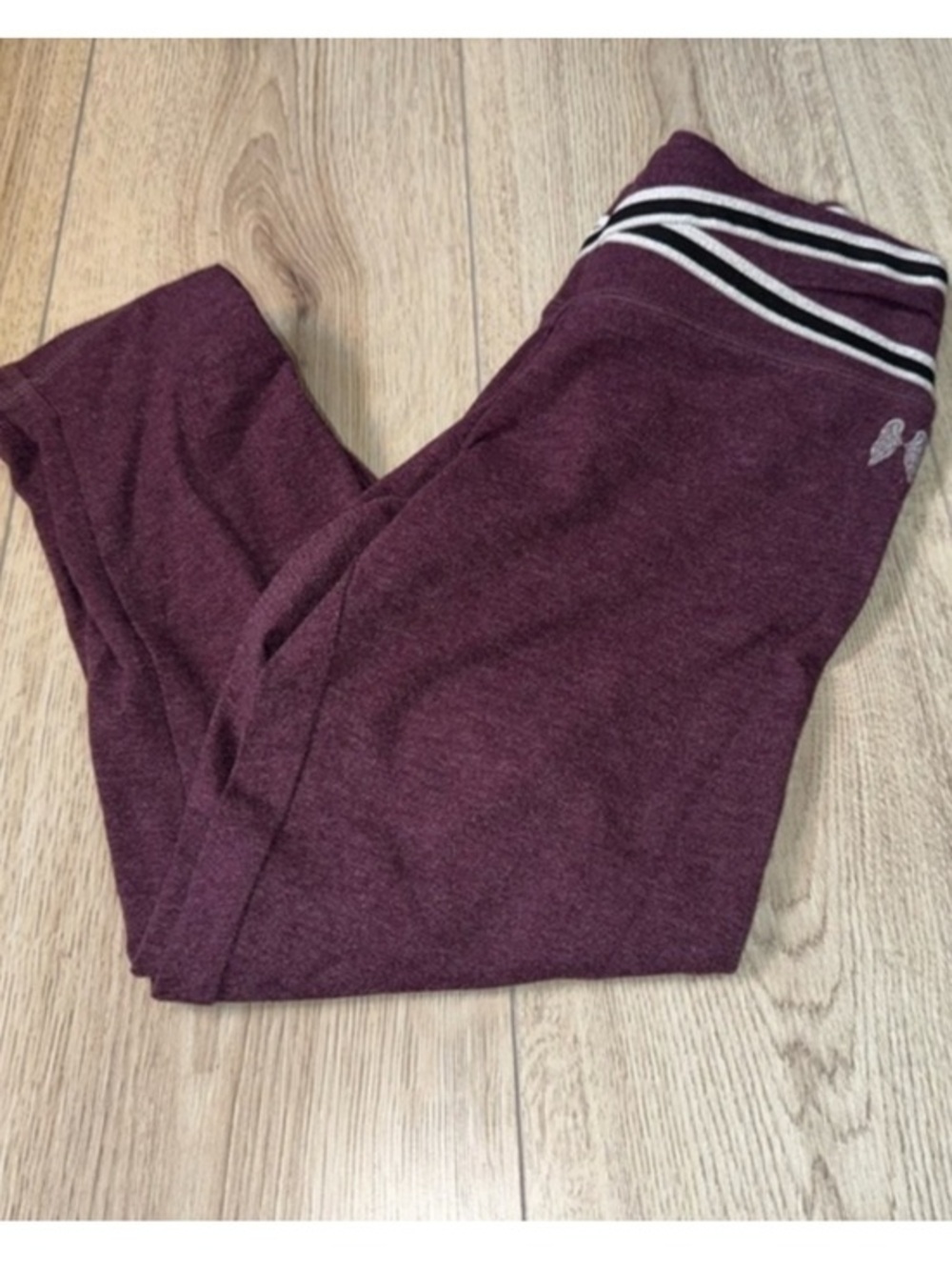 Victoria’s Secret pink maroon purple Capri crop cropped leggings tights